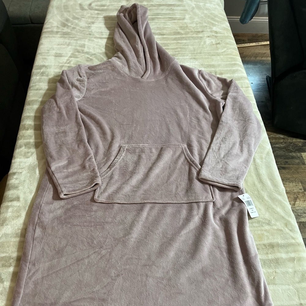 32 Heat S/M Women’s Robe Lavender
